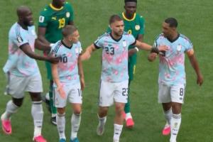 0-2落后塞内加尔，比利时队长蒂莱曼斯和特罗萨德吵起来了！